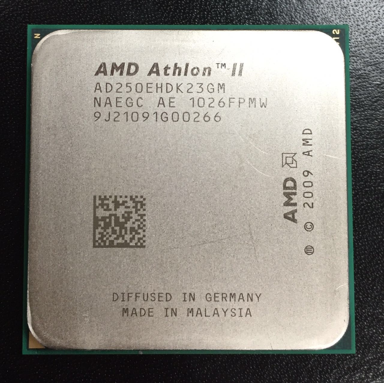 AMD Athlon II X2 250e 3GHz Dual-Core CPU Processor AD250EHDK23GM Socket AM3 938pin